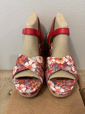 Clarks Artisan x Jane Floral Wedges -Chicly Floral